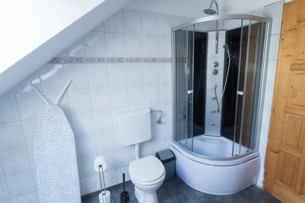 Hi-Bp Garden City Batsanyi Apartment 3 Rooms, Apartment Upstairs Near The City Train With Free Parking Budapest Exterior photo
