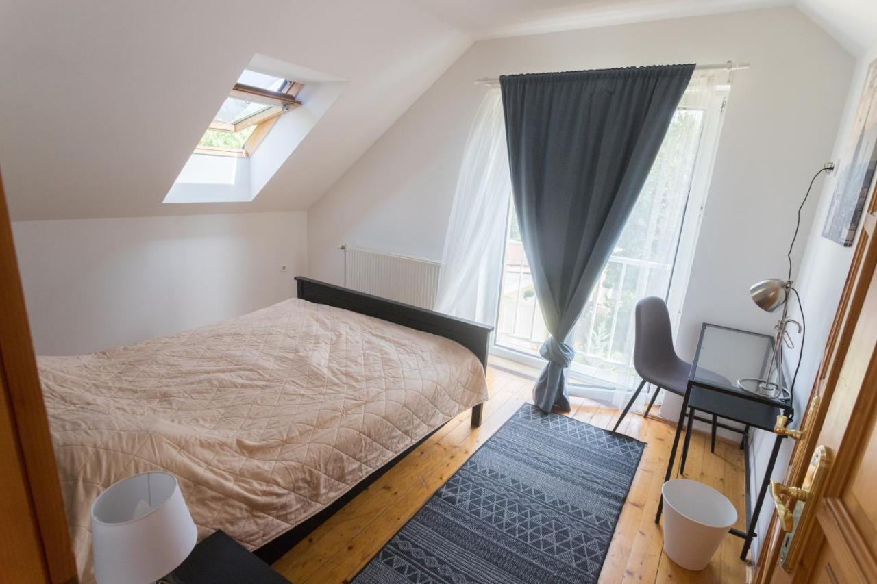 Hi-Bp Garden City Batsanyi Apartment 3 Rooms, Apartment Upstairs Near The City Train With Free Parking Budapest Exterior photo
